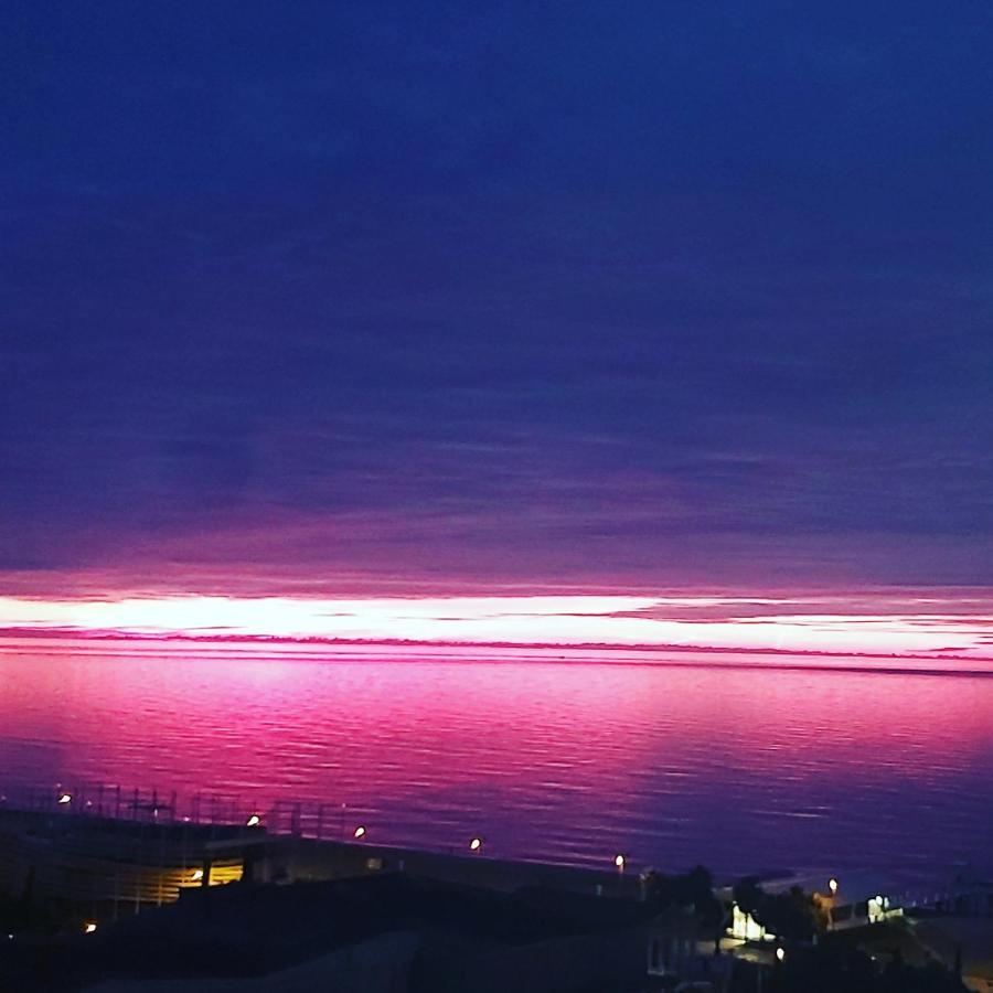Luxury Sea View Orbi City Μπατούμι Εξωτερικό φωτογραφία